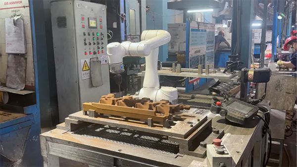 國產(chǎn)機(jī)器人